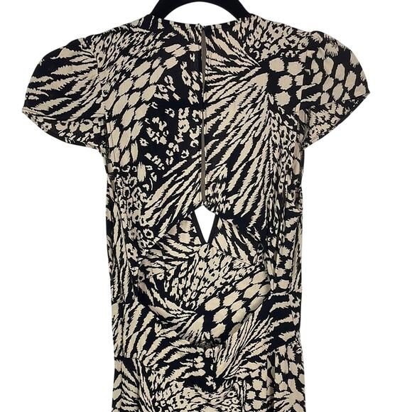 Elegant Black and Cream Women's Dress Reformation - Picture 4 of 10